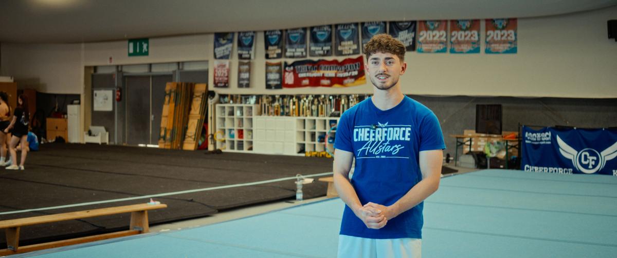 Standbild des Testimonial-Videos (Cheerleading)