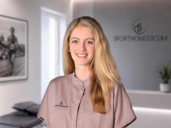 Porträtfoto von Lea Doll