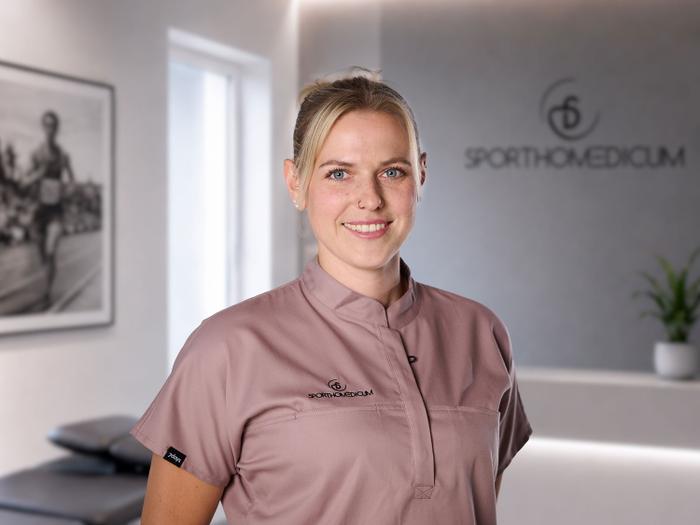 Porträtfoto von Lisa Rettler